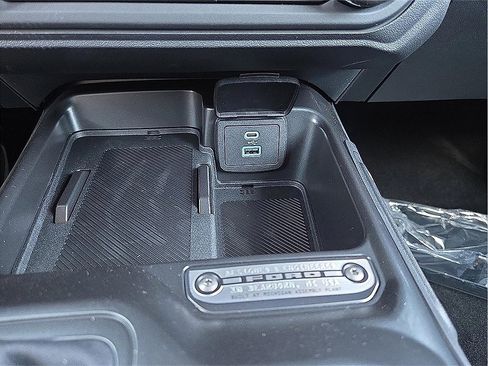 New 2025 Ford Bronco Big Bend image 15