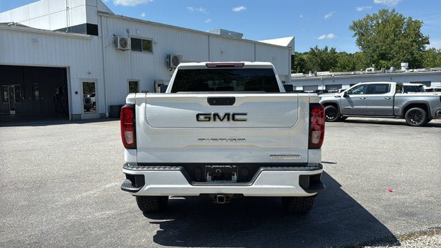 Used 2022 GMC Sierra 1500 Elevation w/ LPO, Elevation Black Package AWD/4WD image 7