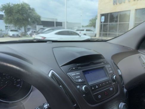 Used 2015 Hyundai Tucson GLS FWD image 5