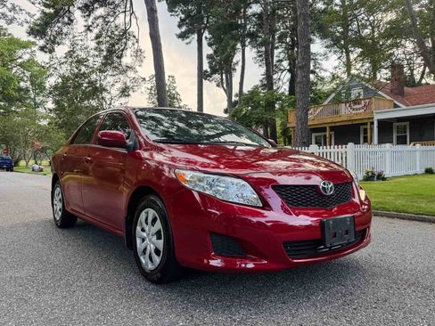 Used 2009 Toyota Corolla LE FWD image 3