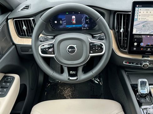New 2026 Volvo XC60 T8 Plus w/ Protection Package Premier AWD/4WD image 14