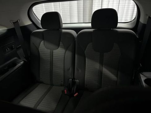 Certified 2023 Kia Sorento LX AWD/4WD image 14