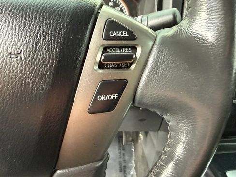 Used 2015 Nissan Titan SV w/ SV Value Truck Package AWD/4WD image 35