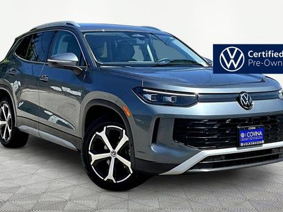Used 2025 Volkswagen Tiguan SE
