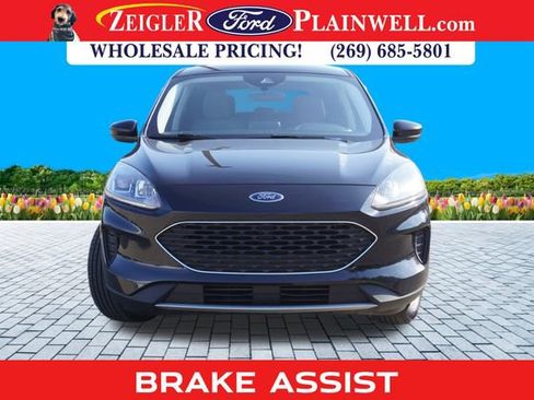 Used 2021 Ford Escape SE image 8