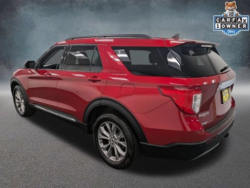 Used 2023 Ford Explorer XLT w/ Equipment Group 202A AWD/4WD image 7