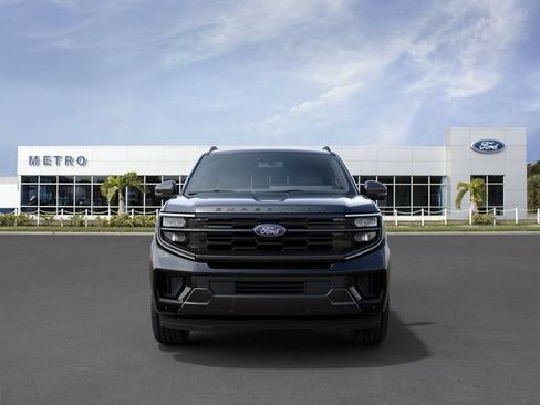 New 2027 Ford Expedition Max Platinum RWD image 3