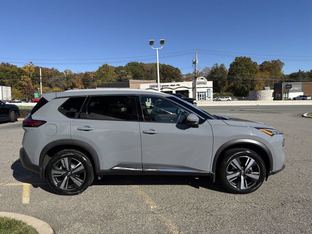 Certified 2023 Nissan Rogue SL AWD/4WD image 9