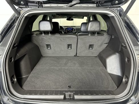 Used 2023 Chevrolet Equinox Premier FWD image 25