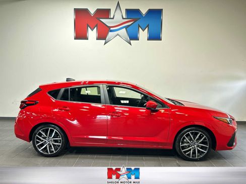 Used 2024 Subaru Impreza 2.0i Sport AWD/4WD image 1