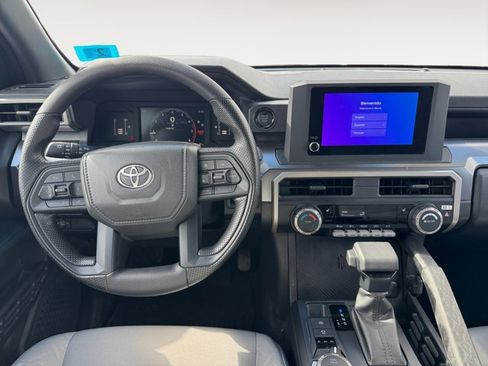Certified 2025 Toyota Tacoma SR5 AWD/4WD image 13