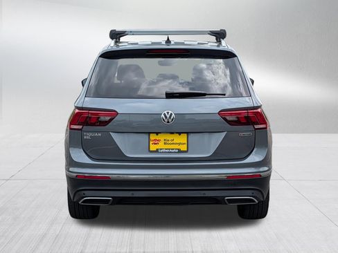 Used 2020 Volkswagen Tiguan SEL w/ Tiguan Two-Row MDO Package AWD/4WD image 6