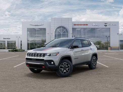 New 2026 Jeep Compass Trailhawk w/ Sun, Sound & Navigation Group AWD/4WD image 13