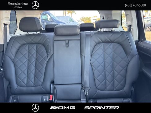 Used 2024 BMW X7 xDrive40i AWD/4WD image 18