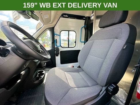 New 2024 RAM ProMaster 3500 w/ Delivery Van Package FWD image 13
