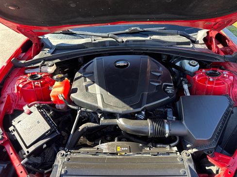 Used 2016 Chevrolet Camaro LT image 6