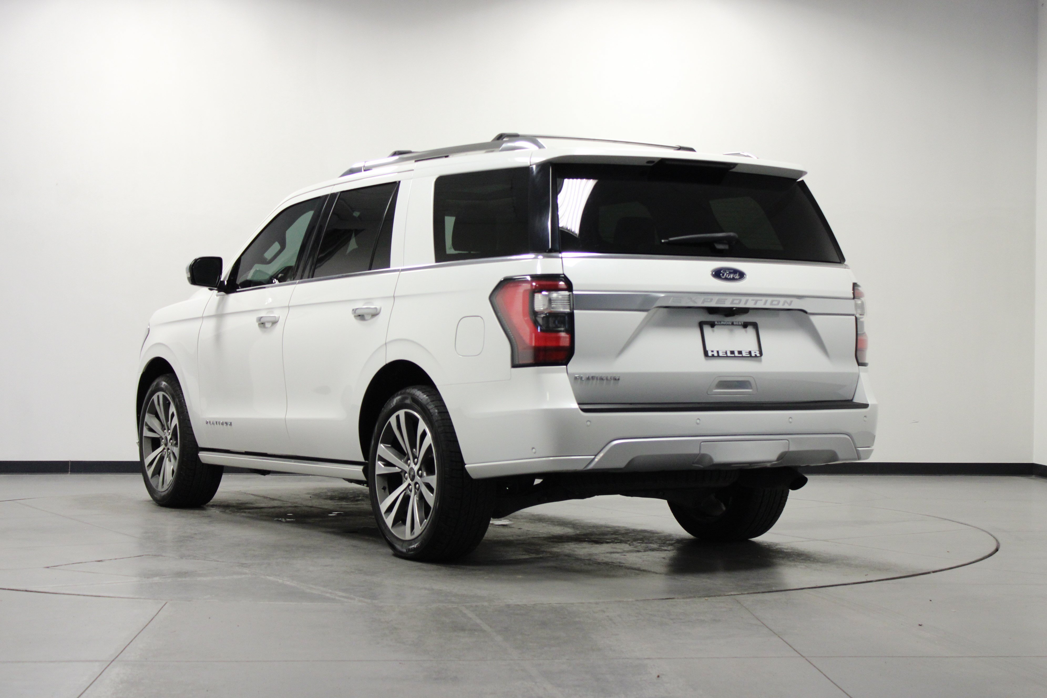 Used 2020 Ford Expedition Platinum AWD/4WD image 6