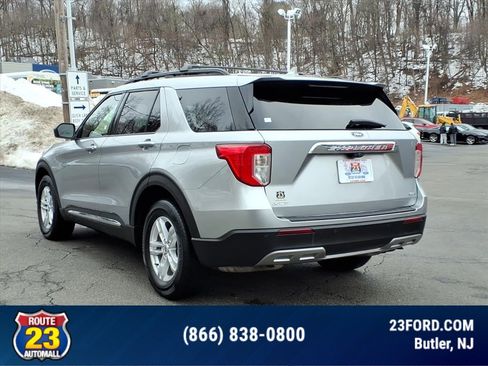 Used 2020 Ford Explorer XLT w/ Equipment Group 202A image 6