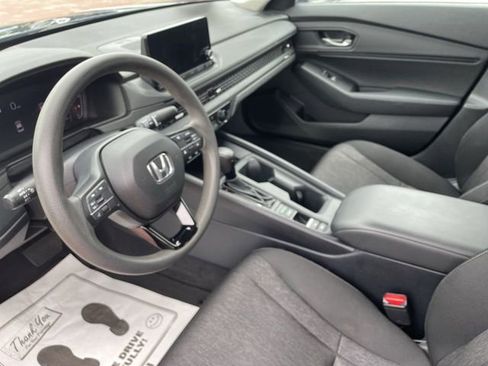 Certified 2023 Honda Accord EX image 23
