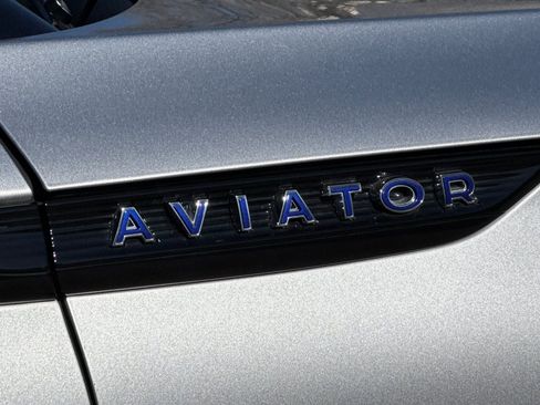 Certified 2021 Lincoln Aviator Grand Touring w/ Equipment Group 302A AWD/4WD image 27
