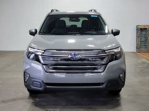 Used 2026 Subaru Forester Premium image 3