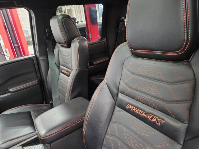 Used 2025 Nissan Frontier PRO-4X w/ Pro Premium Package AWD/4WD image 8