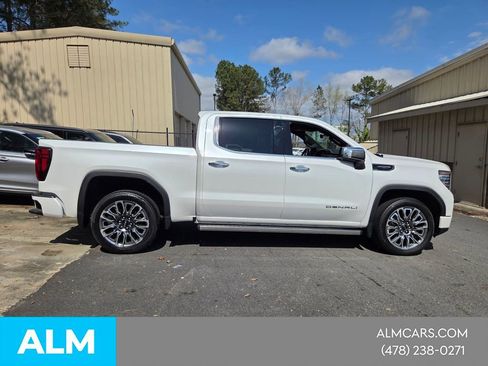 Used 2023 GMC Sierra 1500 Denali Ultimate image 12