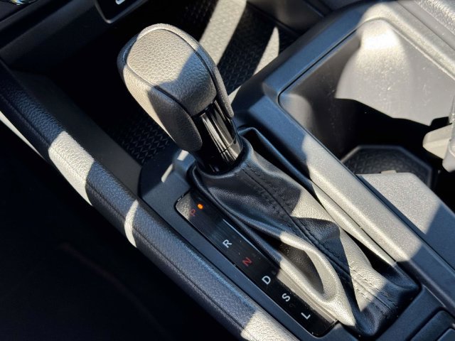 Certified 2023 Honda Accord EX image 28