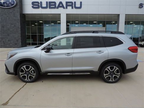 New 2025 Subaru Ascent Limited image 8