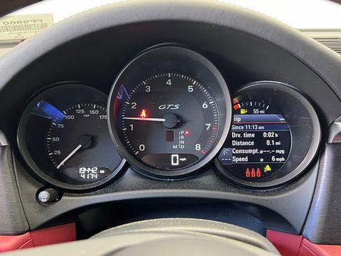 Certified 2022 Porsche Macan GTS image 10