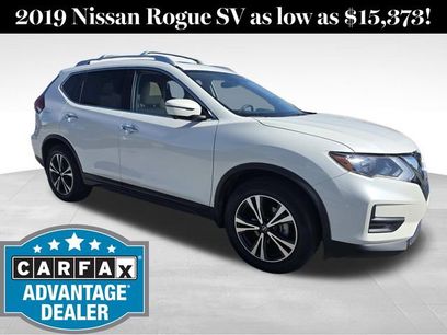 Used 2019 Nissan Rogue SV w/ Sun & Sound Touring Package