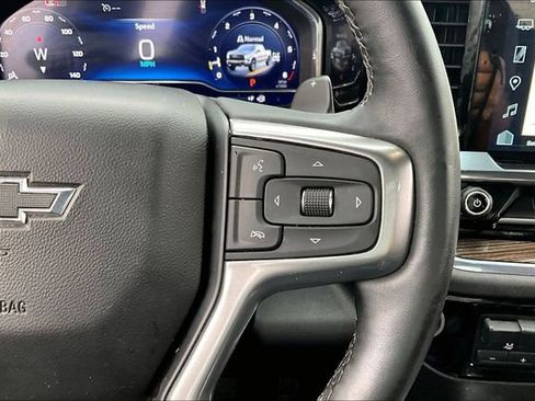 Used 2024 Chevrolet Silverado 1500 LT Trail Boss w/ LT Trail Boss Premium Package AWD/4WD image 13