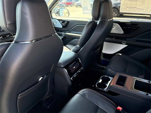 New 2025 Lincoln Aviator Black Label image 16