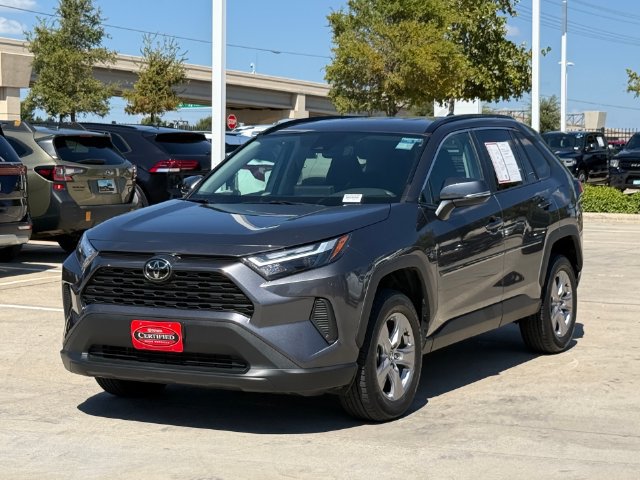 Used 2024 Toyota RAV4 XLE FWD image 11