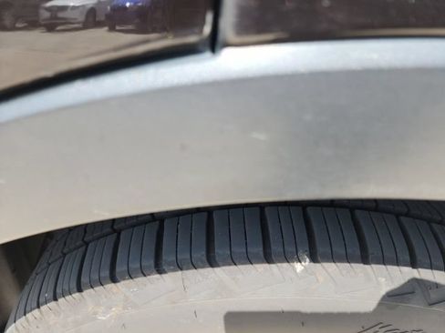Used 2013 Ford Explorer XLT FWD image 24
