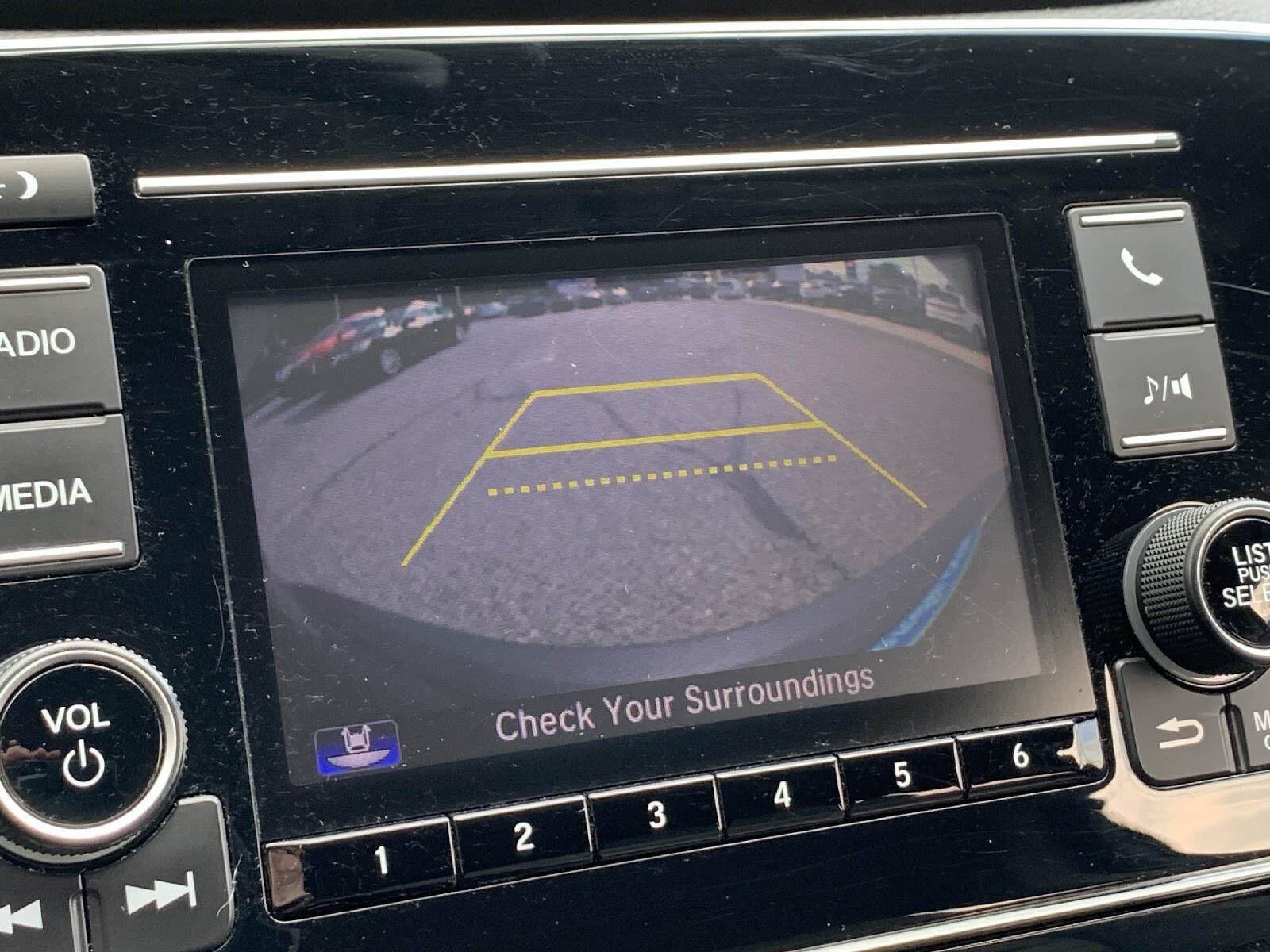 Used 2019 Honda CR-V LX image 19