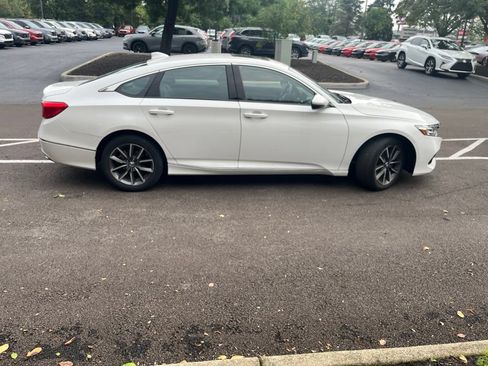 Used 2022 Honda Accord EX-L image 7