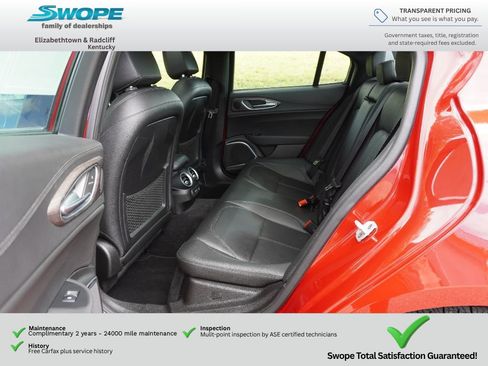 Used 2022 Alfa Romeo Giulia Ti AWD/4WD image 11
