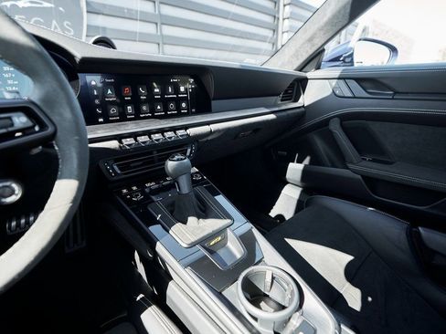 Used 2022 Porsche 911 GT3 image 52