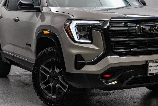 New 2027 GMC Terrain AT4 w/ Technology Package II AWD/4WD image 3