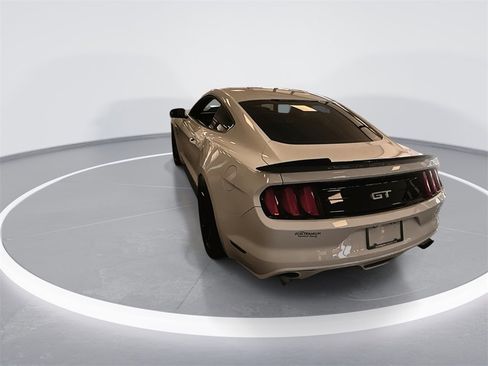 Used 2017 Ford Mustang GT image 6