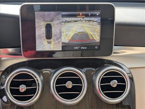 Used 2019 Mercedes-Benz GLC 300 4MATIC image 15