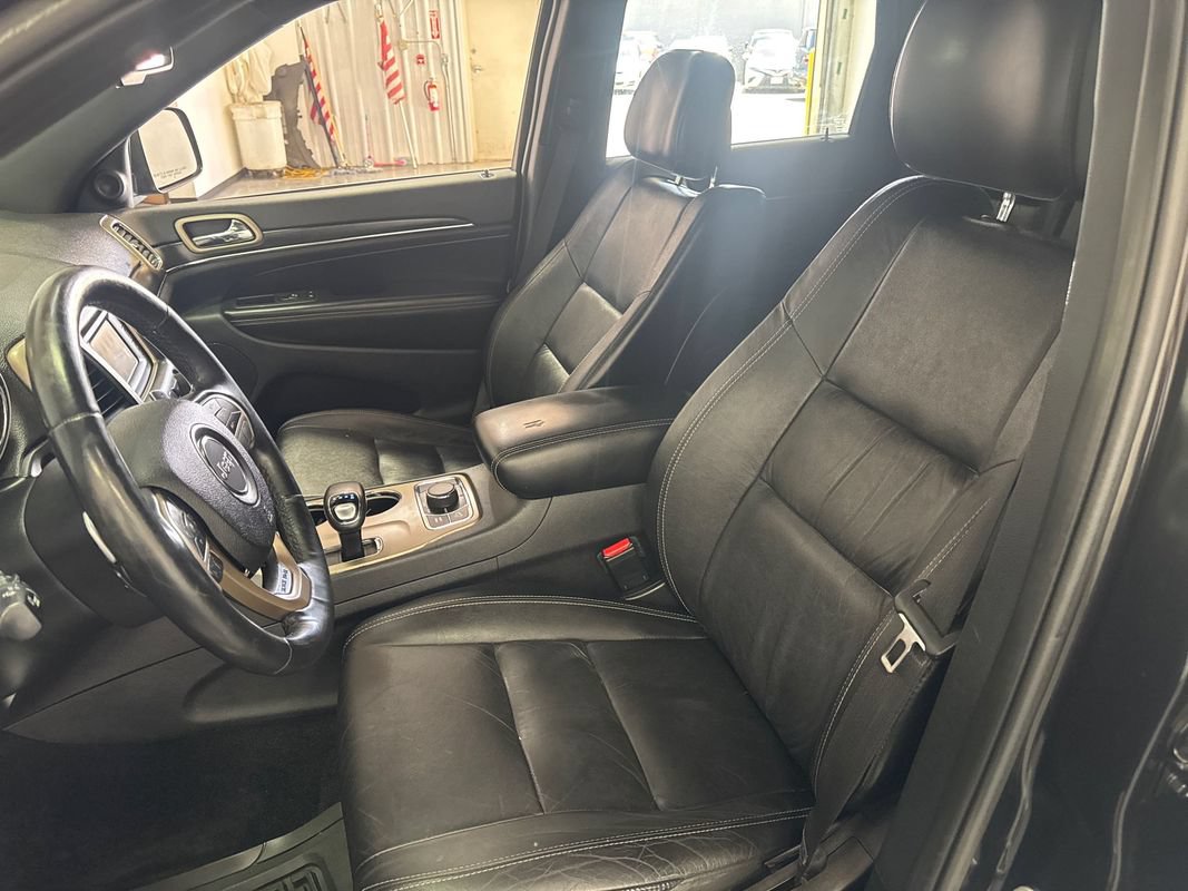 Used 2014 Jeep Grand Cherokee Limited AWD/4WD image 9