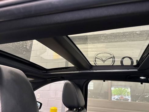 Used 2024 MAZDA CX-90 Plug-In Hybrid w/ Premium Plus image 11