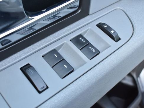 Used 2013 Ford F150 XLT w/ Luxury Equipment Group image 15