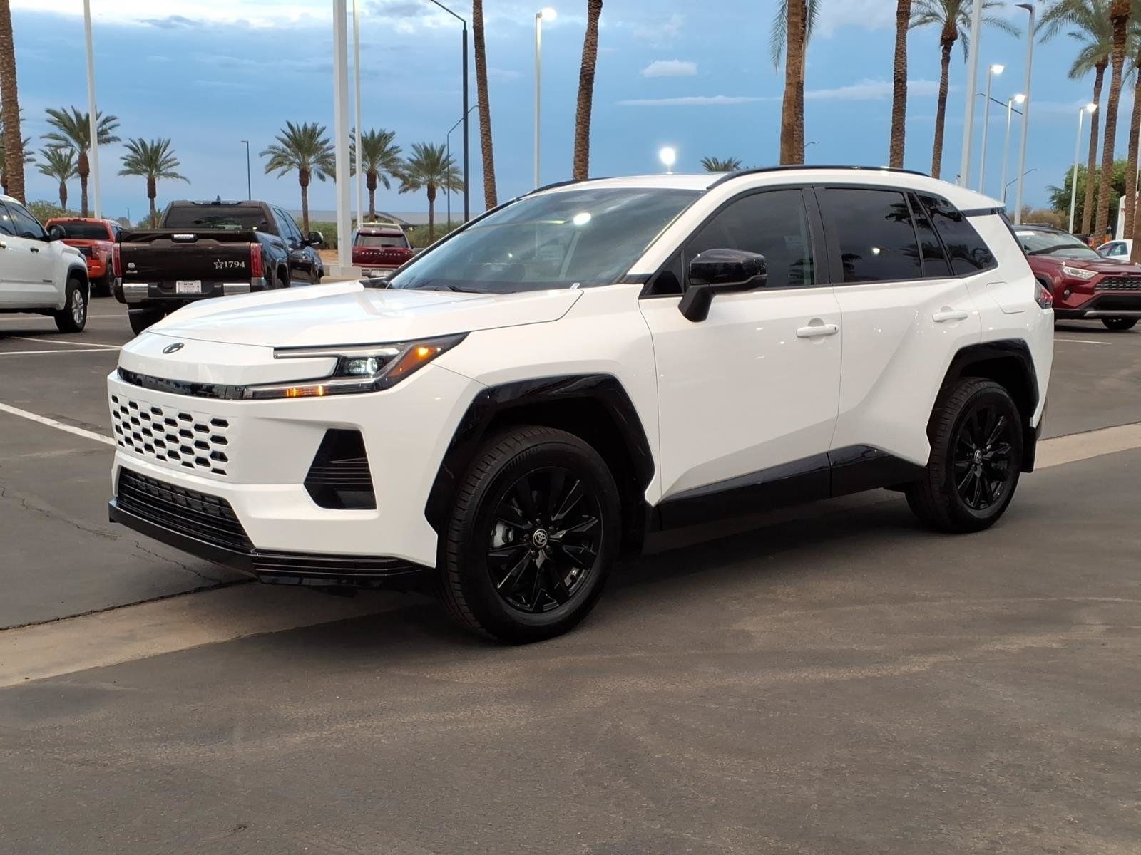 Used 2026 Toyota RAV4 SE w/ Convenience Package FWD image 8