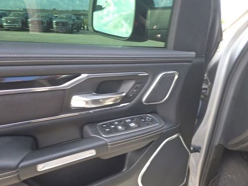 Used 2022 RAM 1500 Laramie RWD image 10