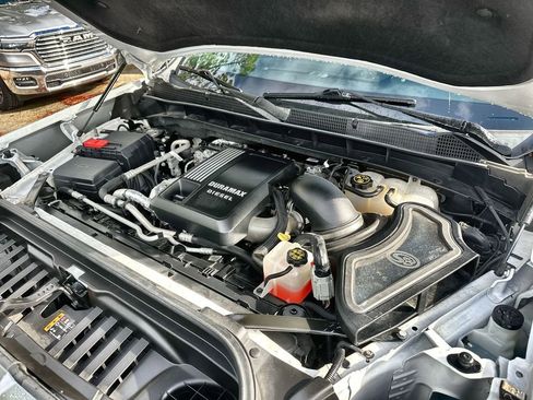 Certified 2022 GMC Sierra 1500 AT4 w/ AT4 Premium Package image 29