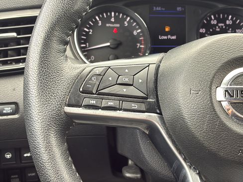 Used 2020 Nissan Rogue SL AWD/4WD image 24
