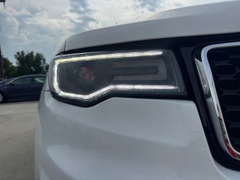 Used 2021 Jeep Grand Cherokee Limited w/ Premium Lighting Group AWD/4WD image 28